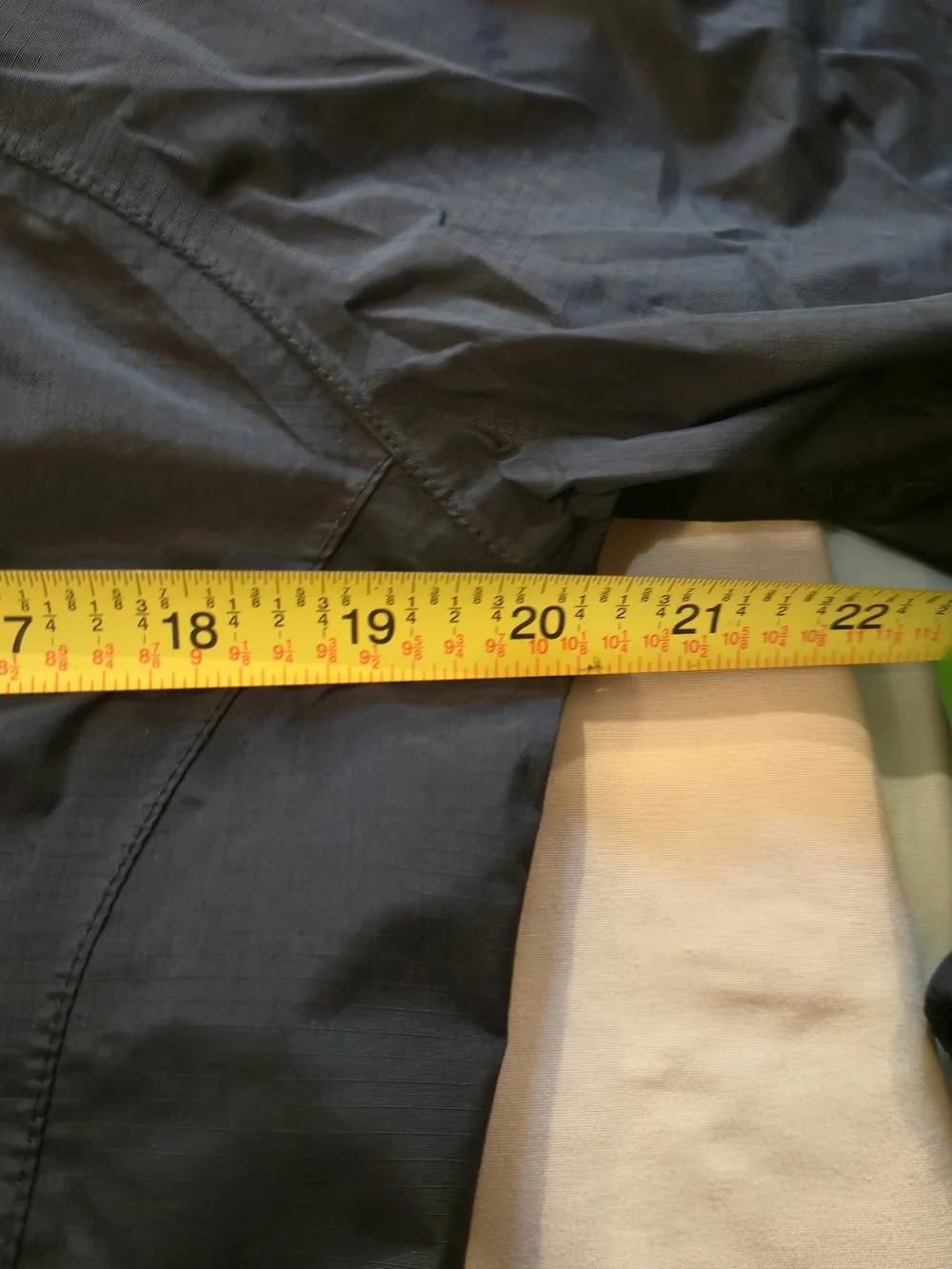 The North Face Girls Black Waterproof/windbreaker Jacket